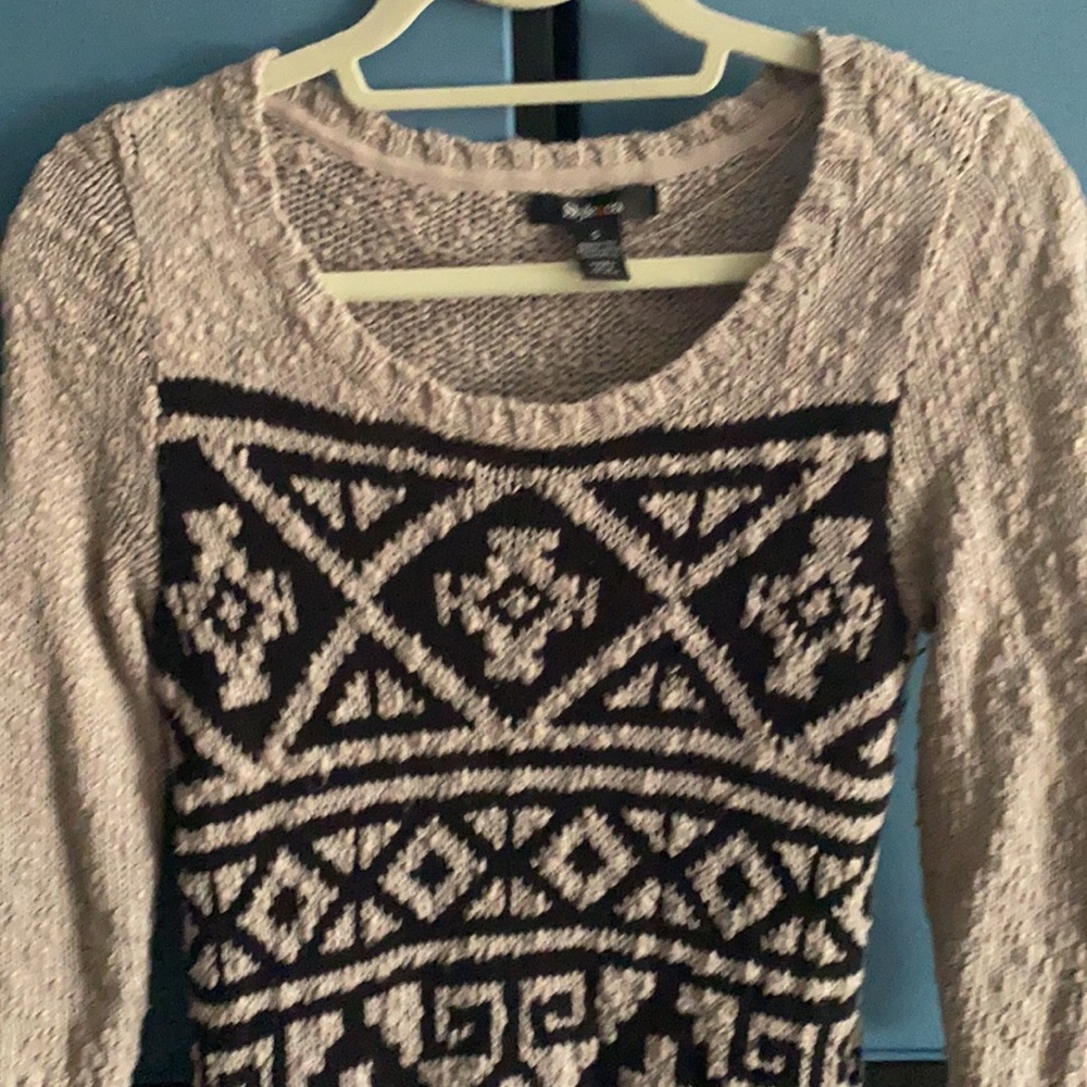 Style & Co. Knit Sweater with Aztec Pattern - Picture 2 of 9